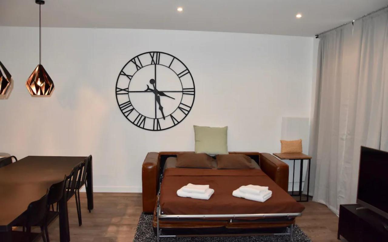 Elegant Appartement Dans Le Quartier Concorde A Paris Eksteriør billede