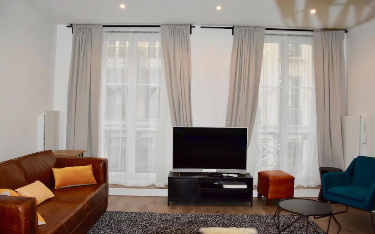 Elegant Appartement Dans Le Quartier Concorde A Paris Eksteriør billede